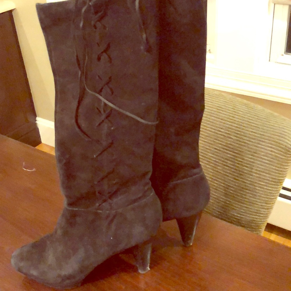 Me-too Knee-high black boots
